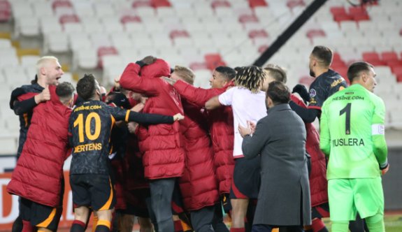 Galatasaray, çıkışını sürdürüyor