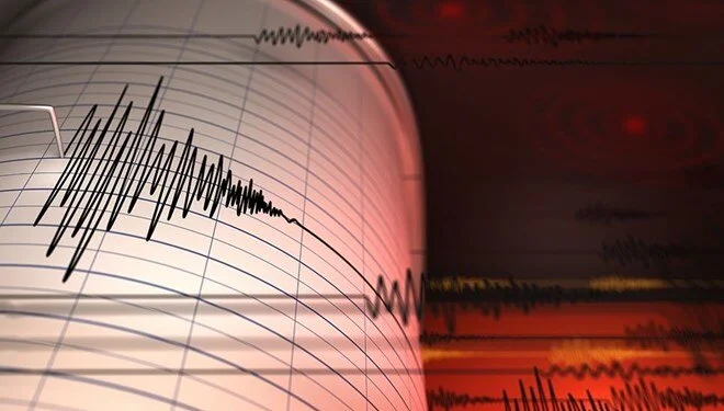 Ege Denizi'nde 5 büyüklüğünde deprem | Son depremler