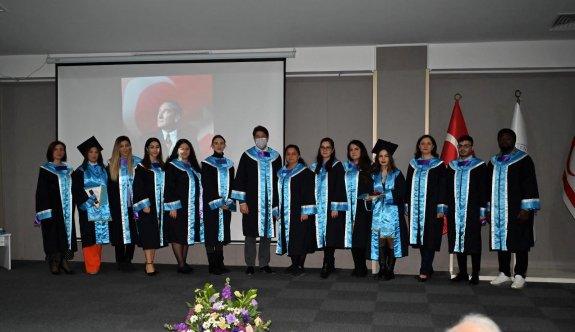 Girne Üniversitesi, 2022-2023 güz dönemi mezuniyet töreni gerçekleştirildi