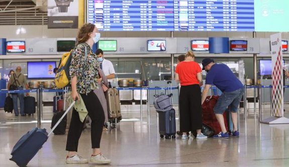 Güney Kıbrıs’taki havalimanlarını 2022'de 9,2 milyon yolcu kullandı