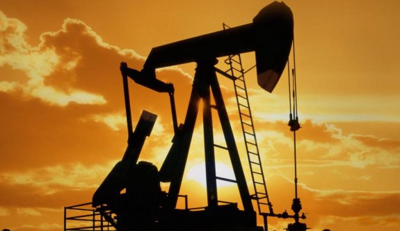 Brent petrolün varil fiyatı $83,23 dolar