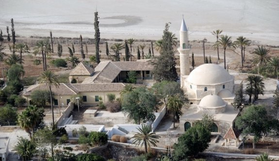 Larnaka Belediyesi'nden Hala Sultan Tekkesi'yle ilgili açıklama