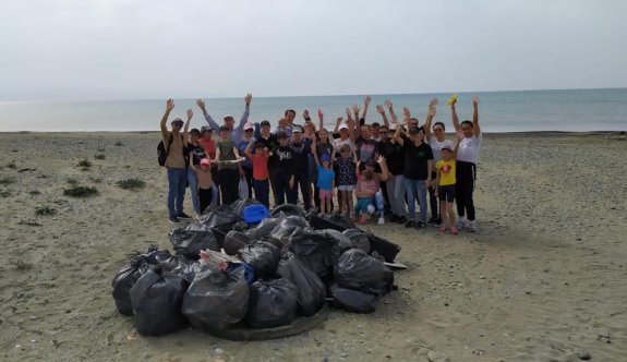 Evkaf Girne İyilik Gönüllüleri, Akdeniz sahilini çöplerden arındırdı