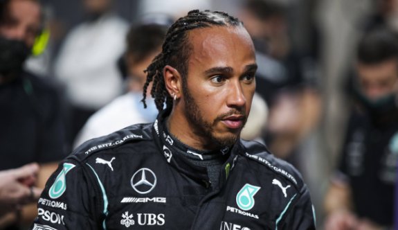 Hamilton'dan Mercedes'e eleştiri