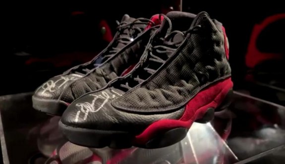 Michael Jordan’ın ayakkabısı rekor bir fiyata alıcı buldu