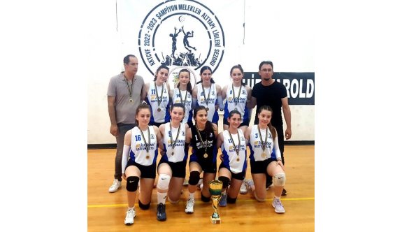 Şampiyon Melekler U14 Kızlar Ligi Şampiyonu Çamlıkspor