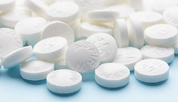 Düzenli aspirin kullanımı, 65 yaş ve üzerindekilerde anemiye yol açabilir