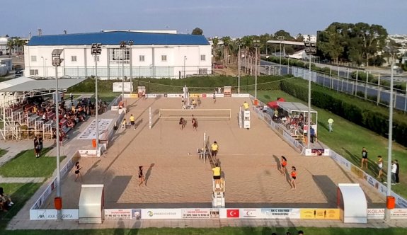 Şampiyon Melekler Plaj Voleybolu Ligi müsabaka programı belli oldu