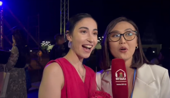 Begüm Tekakpınar, Kırgızistan’daki müzik yarışmasında birinci oldu