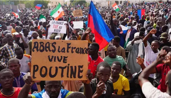 Nijer'den Fransa'ya büyük şok! 48 saat süre verildi