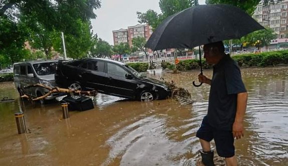 Pekin'de şiddetli yağışlar nedeniyle 11 kişi öldü, 27 kişi kayıp