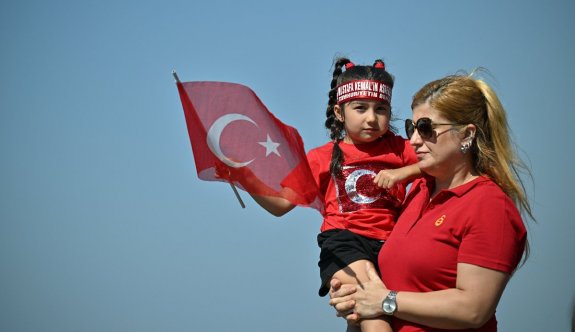 Türkiye’nin dört bir yanında Zafer Bayramı kutlaması