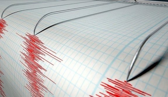 İran'da 5.3'ün ardından 5,6 büyüklüğünde deprem