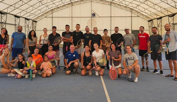 Teniste Antrenörlük Kursu ve TTF 12 Yaş Milli Takım Kampı yapılıyor