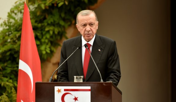 “Erdoğan, KKTC’yi tanıyacak ülke bulmaya çalışıyor”