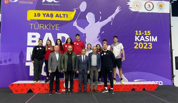 U19 Badminton Milli takımımız Samsun’da 10 galibiyet aldı