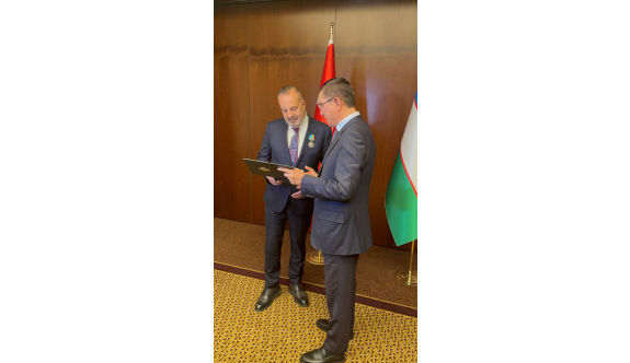 Cemil Kazancı, Özbekistan’da “Dostluk Nişanı” ile Ödüllendirildi