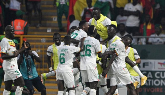 Senegal ve Kamerun son 16'ya yükseldi