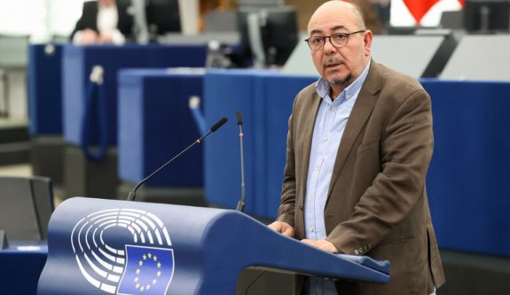 Kızılyürek, Erasmus+ sorununu Avrupa Parlamentosu gündemine taşıdı