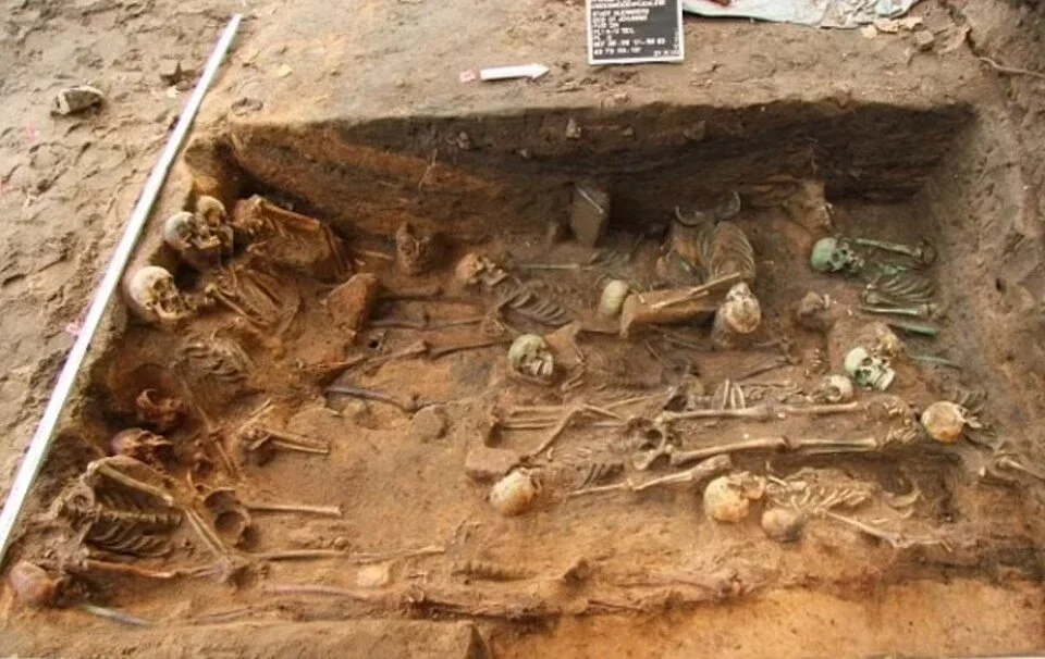 Avrupa'nın en büyük toplu mezarı bulundu