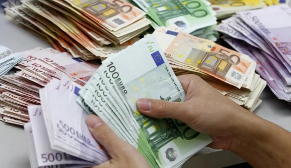 Beş eski başkanın binlerce Euro’yu iade etmesi isteniyor