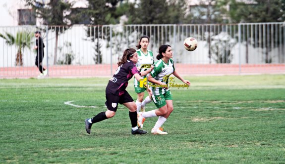 Kadınlar Kıbrıs Kupası yarı final maç programı açıklandı