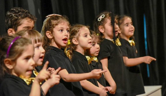 “LBO Çocuk ve Çok Sesli Gençlik Korosu 10. Yıl Konseri” yapıldı