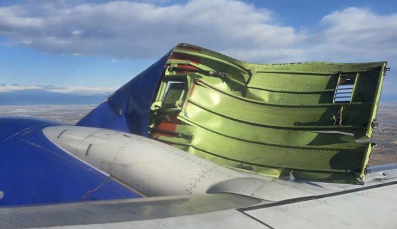 ABD'de iç hatlar seferi yapan bir uçağın motor kapağı yerinden çıkarak kalkışta kanat flapına çarptı