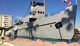 Nusret Müze Gemisi Girne Limanı’nda halkın ziyaretine açılacak