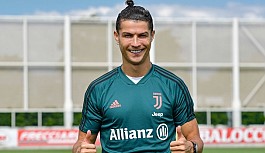 Ronaldo sahalara döndü