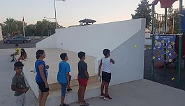 Aslanköy'de badmintonun en başarılısı Hatice