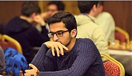 DAÜ Satranç takımı kaptanı Dünya Üniversiteler Şampiyonu