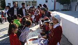 Haspolat İlkokulu’nda, “Kıbrıs Kültür Şöleni” düzenledi